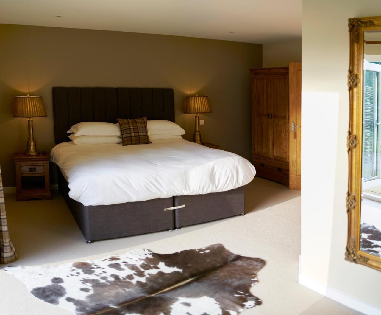 Hotel The Three Chimneys Country Pub Biddenden Esterno foto