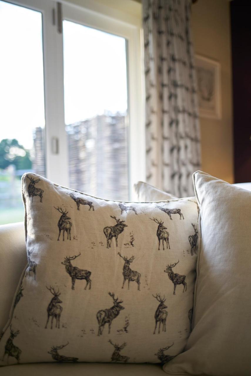 Hotel The Three Chimneys Country Pub Biddenden Esterno foto